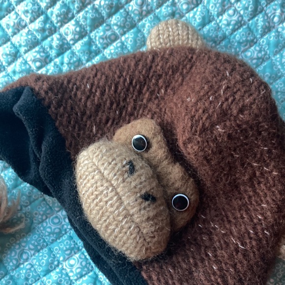 Delux adorable kids monkey beanie winter hat with buttons excellent condition - Picture 3 of 13